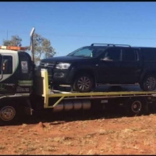 Roadside Rescue: Stranger’s Compassion Revives Aussie Family’s Sailing Hopes