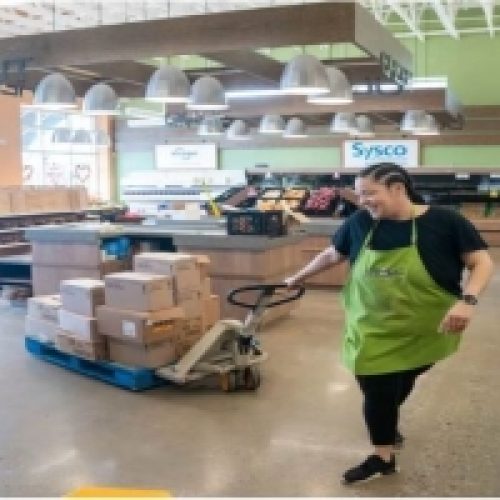 GROCERIES WITH DIGNITY: BRAD PAISLEY’S VISION FOR FOOD SECURITY