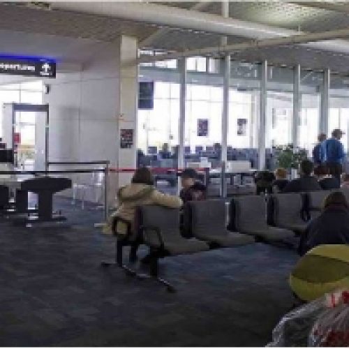 COMPASSIONATE STRANGER HELPS MAN IN NEED AT AIRPORT