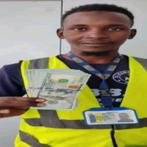 RARE DISPLAY OF HONESTY AT AMINU KANO INTERNATIONAL AIRPORT