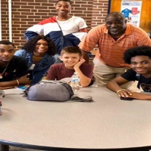 UPPERCLASSMEN SUPPORT BULLIED FRESHMAN AFTER TOUGH FIRST DAY