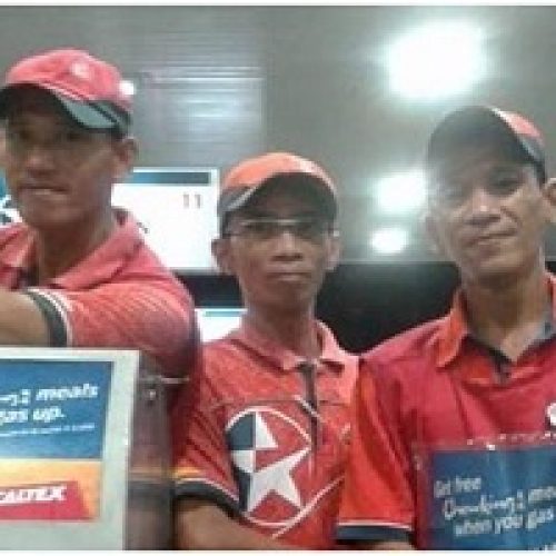 KIND GAS ATTENDANTS STILL THE STORM FOR A WOMAN UNABLE TO ACCESS ATM