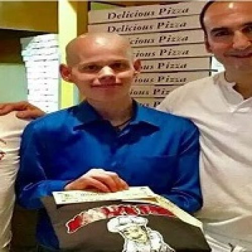 WHEN LIFE GIVES YOU A PIZZA, GIVE AWAY A SLICE