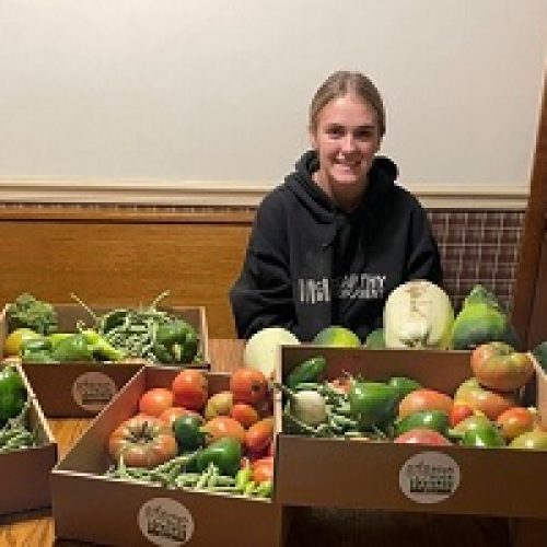 HARVESTING KINDNESS: AN IOWA TEEN’S COMMITMENT TO FEEDING THOSE IN NEED