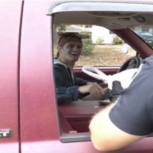 Spreading Kindness: South Carolina Officers Deliver Turkeys Instead of Tickets