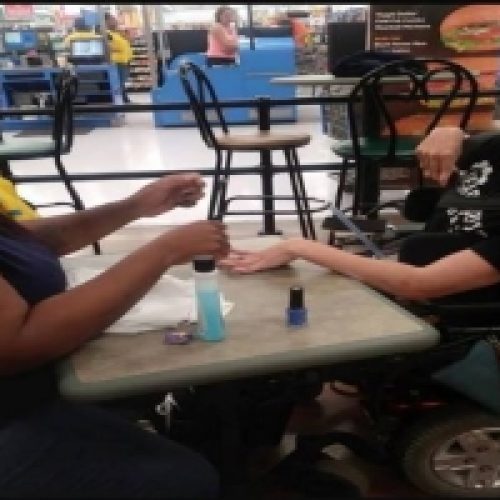 WALMART CASHIER PAINTS DISABLED WOMAN’S NAILS AFTER SALON REFUSES SERVICE